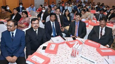 Photo of मीडिया को भारतीय परंपरा के अनुरूप और समाज को आध्यात्मिक आधार पर आगे बढ़ाना होगा-प्रो. द्विवेदी