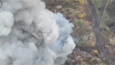 Photo of यूक्रेन को इस खतरनाक बम के जरिए तबाह कर रहा रूस जो मिनटों में इंसान को बना दे कंकाल..