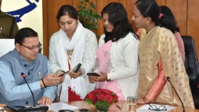 Photo of उत्तराखंड में सरकारी, गैर सरकारी संस्थानों में कार्यरत महिलाओं की सुरक्षा के लिए पुष्कर सिंह धामी का एक्शन..