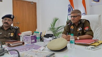 Photo of नए पुलिस कमिश्नर अशोक मुथा जैन ने संभाला वाराणसी की कमान