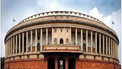 Photo of संसद के दोनों सदनों की कार्यवाही को अनिश्चितकाल के लिए किया गया स्थगित, पढ़ें पूरी खबर ..