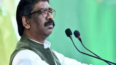 Photo of मुख्यमंत्री हेमंत सोरेन ने की पढ़ाई के लिए मदद की गुहार लगाने वाली बेबी कुमारी की सहायता