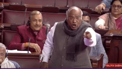 Photo of बीजेपी ने मल्लिकार्जुन खड़गे की टिप्पणी पर कांग्रेस से की माफी की मांग…