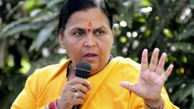 Photo of पूर्व सीएम उमा भारती ने शाहरुख खान की फिल्म पठान विवाद पर दी अपनी राय, जानिए क्या कहा