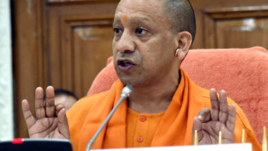 Photo of सीएम योगी ने प्रशासन और पुलिस को दी ये सख्‍त हिदायत, पढ़े पूरी ख़बर