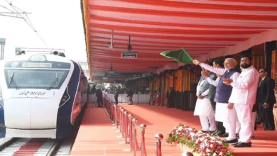 Photo of आज देश को आठवें वंदे भारत ट्रेन की दी गई सौगात, PM मोदी ने हरी झंडी दिखाकर किया रवाना