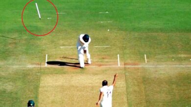 Photo of टीम इंडिया के तेज गेंदबाज शमी ने डाली सदी की सबसे बेहतरीन गेंद, स्टंप को उड़ाया कोसों दूर..