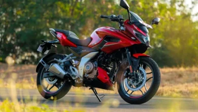 Photo of बजाज अपनी इस ज़बरदस्त बाइक पर दे रहा अब तक का सबसे बड़ा डिस्काउंट ऑफर, पढ़े पूरी ख़बर
