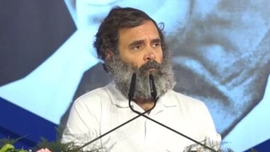 Photo of राहुल गांधी ने आखिरी दिन अधिवेशन को संबोधित करते हुए, बीजेपी पर कसा तंज..