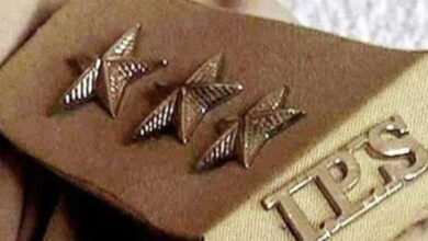 Photo of योगी सरकार ने 15 आईपीएस अफसरों का किया तबादला…