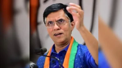 Photo of कांग्रेस प्रवक्ता पवन खेड़ा को विमान से उतारने पर मचा बवाल