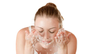 Photo of सर्दियों के मौसम में फेसवॉश करने से बाद आपको कुछ विशेष बातों का रखना होता है ध्यान..