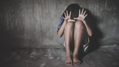 Photo of लखनऊ में एक मंदिर के पुजारी ने सात साल की बच्ची से रैप… 