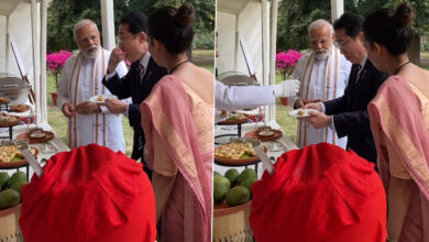 Photo of जापानी पीएम किशिदा ने मोदी के साथ गोल गप्पे, का  उठाया लुत्फ, फिर किए बाल बोधि वृक्ष का दौरा..