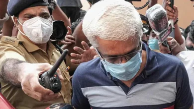 Photo of केरल के मुख्यमंत्री के पूर्व प्रधान सचिव एम शिवशंकर को  कोच्चि के सरकारी मेडिकल कॉलेज अस्पताल में कराया गाया भर्ती