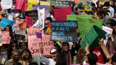 Photo of महिला दिवस के मौके पर पाकिस्तान के इस्लामाबाद में महिलाओं ने निकाला औरत मार्च…