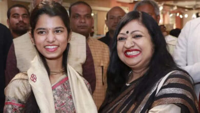 Photo of सुरीली आवाज से श्रोताओं का दिल जीतने वालीं मैथिली ठाकुर बनी पर्यटन विभाग की  ब्रांड एंबेसडर