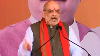 Photo of केंद्रीय गृह मंत्री अमित शाह ने बीरभूम में जनसभा को संबोधित करते हुए पश्चिम बंगाल की मुख्यमंत्री ममता बनर्जी पर जमकर निशाना साधा