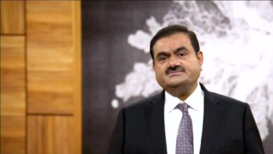 Photo of वित्तीय वर्ष के पहले दिन ही अदाणी समूह के शेयरों में गिरावट देखने को मिली..