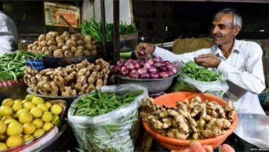 Photo of आज हम अपनी इस रिपोर्ट में बताएंगे कि आखिर क्या वे कारण हैं, जिनकी वजह से महंगाई ऊपरी स्तर पर है..