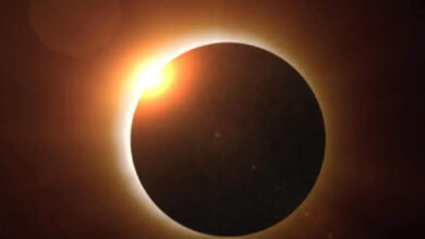 Photo of सूर्य ग्रहण के समय भूल कर भी न करें ये काम…
