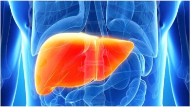 Photo of आइए जानें उन शुरुआती लक्षणों के बारे में जो फैटी लिवर होने पर चेहरे और त्वचा पर दिख जाते हैं..