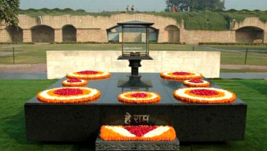 Photo of दक्षिण कोरिया के विदेश मंत्री पार्क जिन ने महात्मा गांधी को किया श्रद्धांजलि अर्पित…