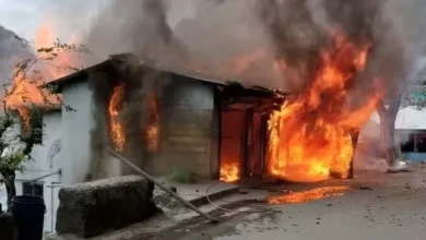 Photo of उत्तराखंड में LPG सिलेंडर ब्लास्ट से एक घर में लगी आग, 6 लोगो की जिंदा जलकर हुई दर्दनाक मौत