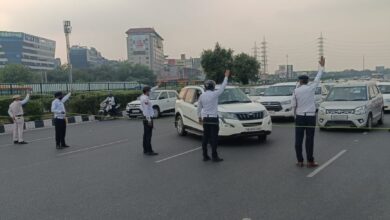 Photo of पुलिसकर्मियों ने मेदांता अस्पताल प्रशासन की अपील पर आईजीआई एयरपोर्ट से अस्पताल तक 12 किलोमीटर का ग्रीन कारिडोर बनाया..