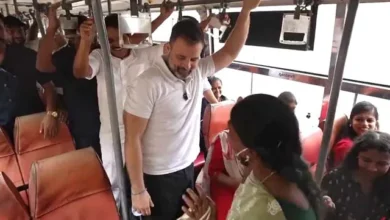 Photo of कांग्रेस नेता राहुल गांधी ने बेंगलुरु में कालेज के छात्रों और कामकाजी महिलाओं से बातचीत की..