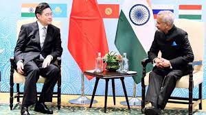 Photo of चीनी विदेश मंत्री ने दोहराया कि भारत-चीन सीमा पर स्थिति स्थिर है, दोनों पक्षों को वर्तमान उपलब्धियों को मजबूत करना चाहिए..