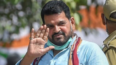 Photo of सुप्रीम कोर्ट के फैसले के बाद डब्ल्यूएफआई के अध्यक्ष बृजभूषण शरण सिंह ने अपने आवास पर अनुष्ठान किया