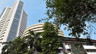 Photo of सेंसेक्स 750 अंकों की उछाल के साथ 61804 के स्तर पर, पढ़े पूरी खबर