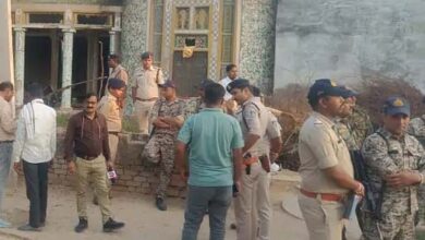 Photo of मुरैना हत्याकांड के बाद पीड़ित परिवार वालों ने शवों का अंतिम संस्कार करने से किया मना…
