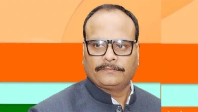 Photo of यूपी के डिप्टी सीएम ब्रजेश पाठक ने नगर निकाय के पहले चरण में अपना वोट डाला..