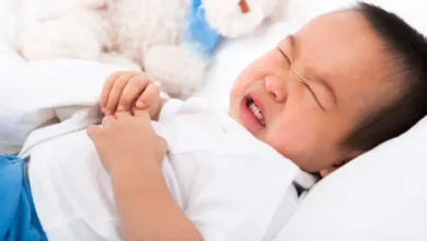 Photo of अक्सर छोटे बच्चों को उल्टी और दस्त की समस्या रहती है, आगे जानते हैं इसके कारण और बचाव के उपाय- 