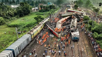 Photo of बालेश्वर में हुए भीषण रेल हादसे के बाद रेल मंत्रालय ने अफसरों पर की बड़ी कार्रवाई