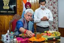 Photo of राज्यपाल मनोज सिन्हा ने इस साल की अमरनाथ की प्रथम पूजा..