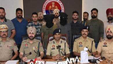 Photo of हेरोइन सहित दो आरोपीयों को पुलिस ने पकड़ा, अमृतसर से लाकर करते थे सप्लाई