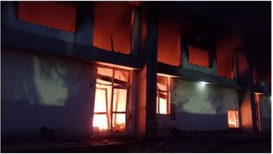 Photo of रुड़की: फैक्टरी में लगी भीषण आग, 10 घंटे बाद भी नहीं पाया जा सका काबू…