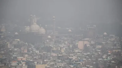 Photo of दिल्ली में छाई जहरीली धुंध की चादर, 428 पहुंचा मुंडका का एक्यूआई