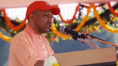 Photo of पुलिस स्मृति दिवस पर सीएम योगी ने शहीद पुलिसकर्मियों को दी श्रद्धांजलि!