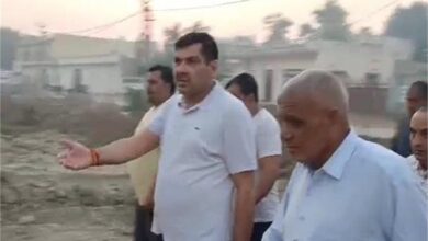 Photo of टोहाना के विकास कार्य का निरीक्षण करने पहुंचे पंचायत मंत्री देवेंद्र बबली