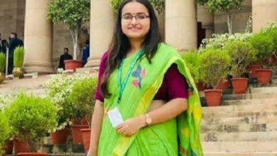 Photo of UPSC Success Story: पहले ही प्रयास में 20वीं रैंक पाकर IAS बनीं नेहा बनर्जी
