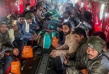 Photo of सुरंग से लौटने के बाद मजदूर बोले- लौटकर फिर काम में जुटेंगे
