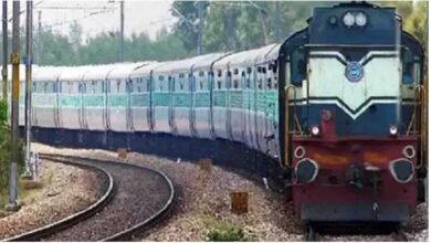 Photo of बरेली होकर गुजरेंगी 10 और विशेष ट्रेनें, दिवाली पर यात्रियों के लिए रेलवे का तोहफा