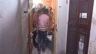 Photo of इंदौर में डबल मर्डर से फैली सनसनी, बाप-बेटी की हुई हत्या