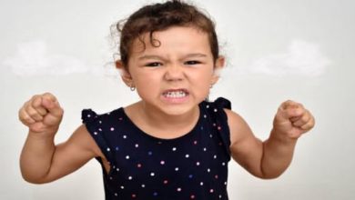 Photo of बच्चा करता है लोगों से बदतमीजी तो डांटें नहीं, ऐसे सुधारे आदत