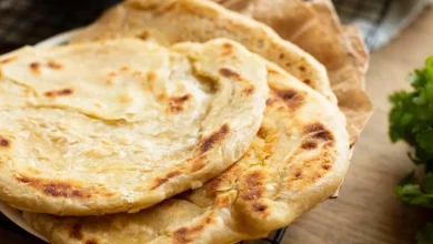 Photo of एक ही तरह के पराठे खाकर हो चुके हैं बोर, तो पनीर चिली पराठा