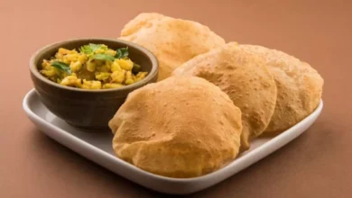 Photo of व्रत में बनाएं सिंघाड़े के आटे की पूड़ी, जानिए बनाने की विधि